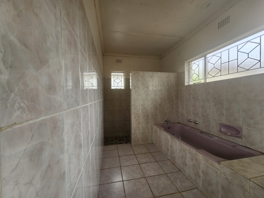 To Let 3 Bedroom Property for Rent in Naudeville Free State